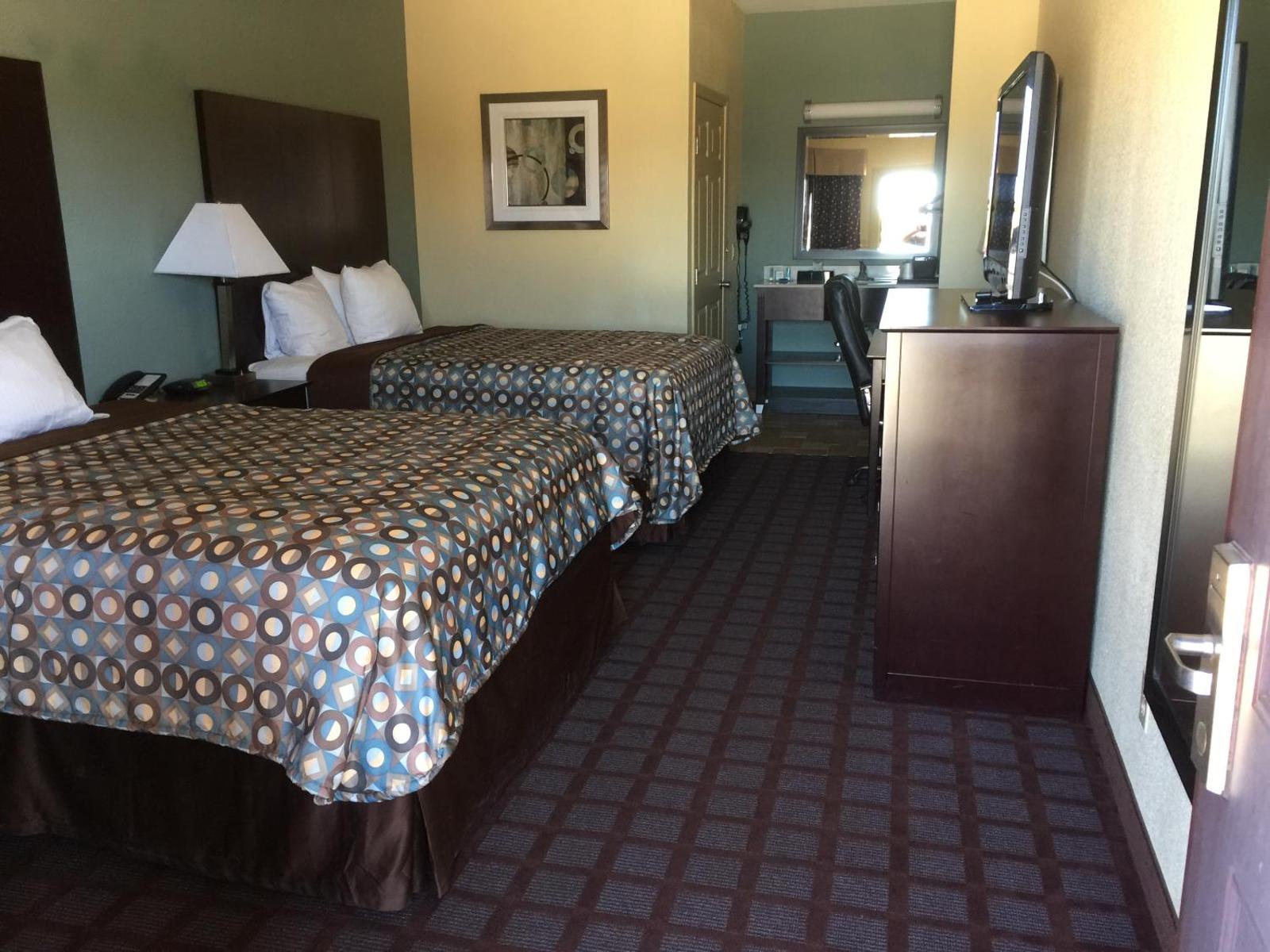 pearsall-inn-and-suites-image-10